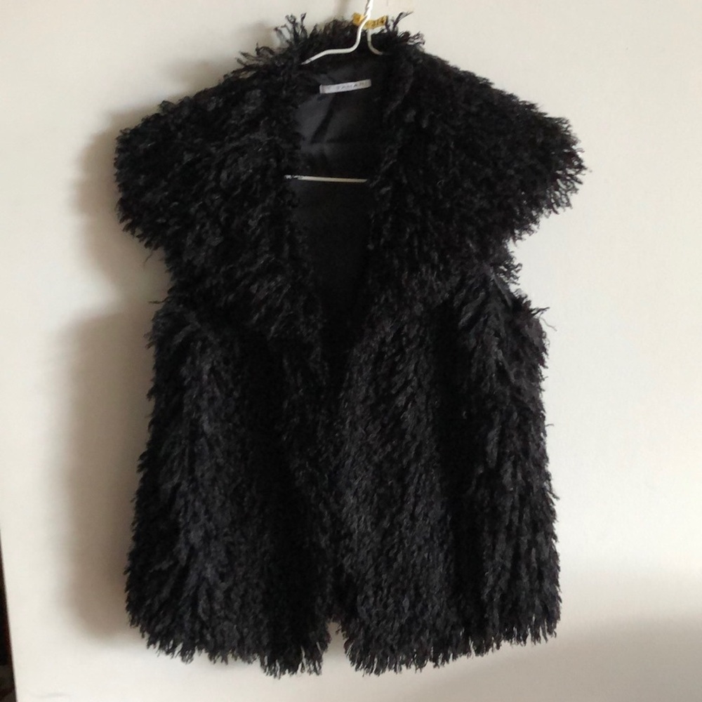 Tahari faux Mongolian fur vest with collar sz XS - Picture 1 of 7